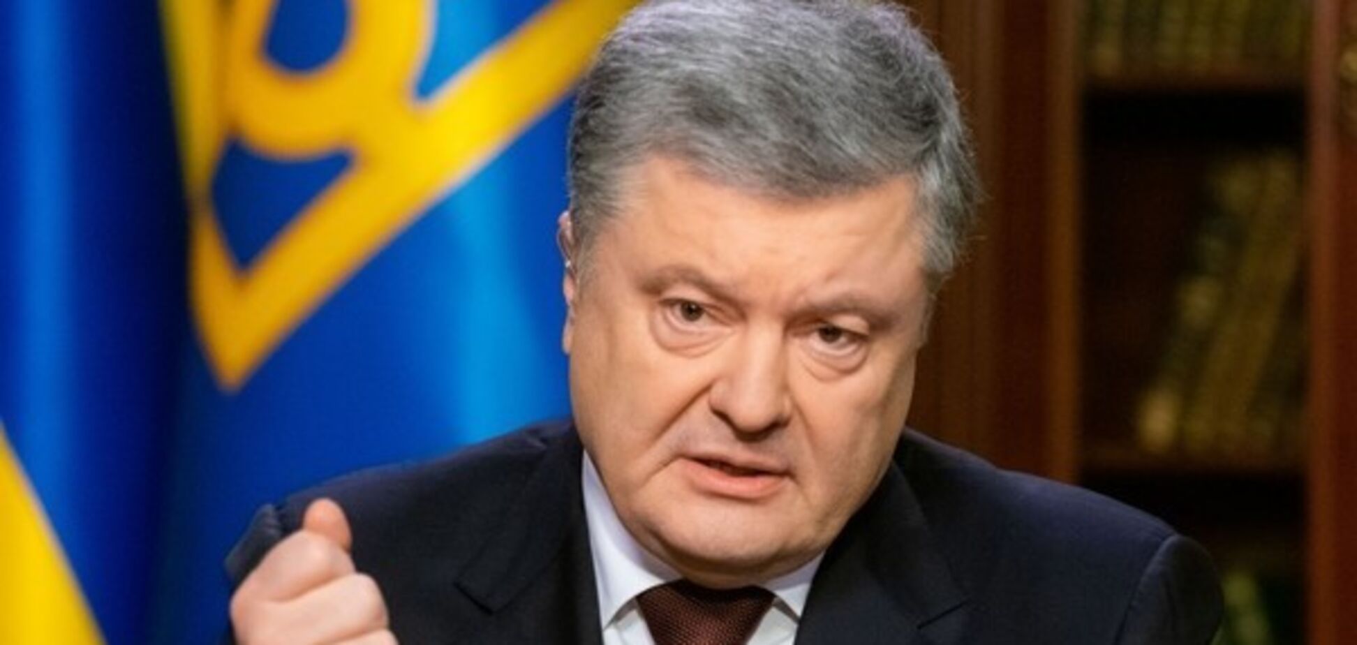 ''Звезды на кремлевских шпилях почернели'': Порошенко ярко подколол Кремль на пресс-конференции
