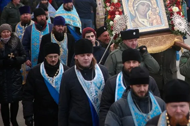 ''Погони під рясами'': генерал СБУ жорстко пройшовся по Московському патріархату
