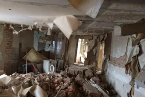 Під Києвом прогримів вибух у житловому будинку: перше відео обвалення