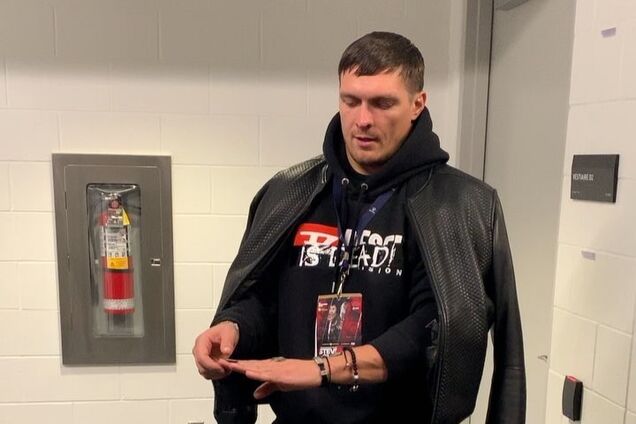 ''Психонув'': у мережі показали, як Усик начудив під час бою Гвоздика - опубліковано відео