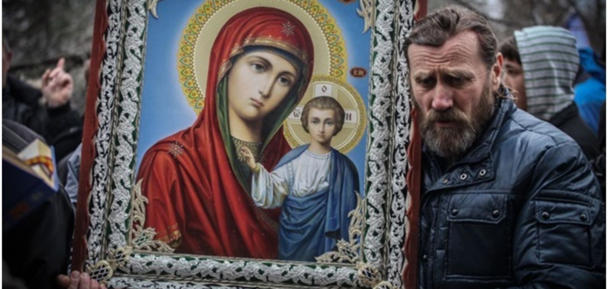 Церква, війна, політика