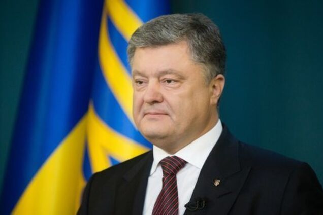 Продовження воєнного стану в Україні: Порошенко дав відповідь