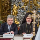 ''Прощай, немытая Россия'': речь Порошенко разгневала РПЦ