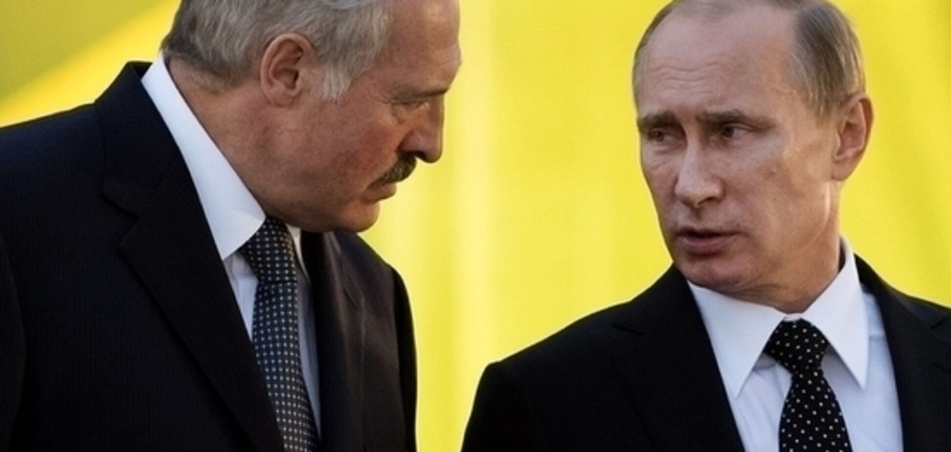 ''Стоять до конца'': Лукашенко обсудил с руководством Беларуси угрозу Кремля