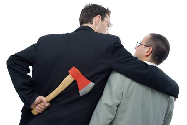 Коллекторы вне закона: украинцам рассказали, как спастись от выбивания долгов