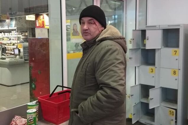 ''Идем со мной, вы будете довольны'': в Киеве педофил попал на фото