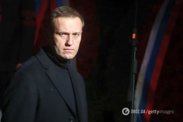 ''Замість черевиків цокають копита'': російський журналіст викрив Навального