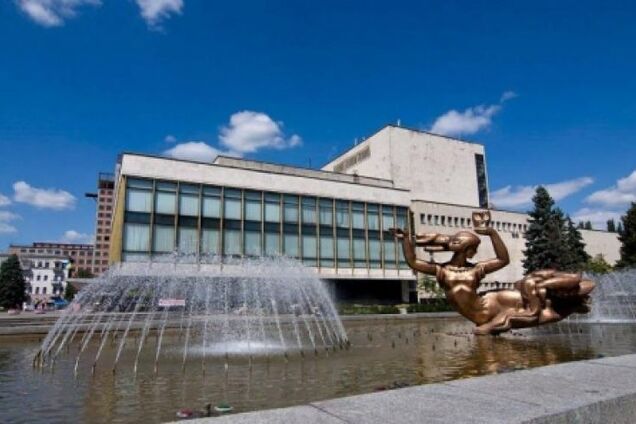 У Дніпрі спалахнули скандали через конкурс нових директорів театрів і музеїв