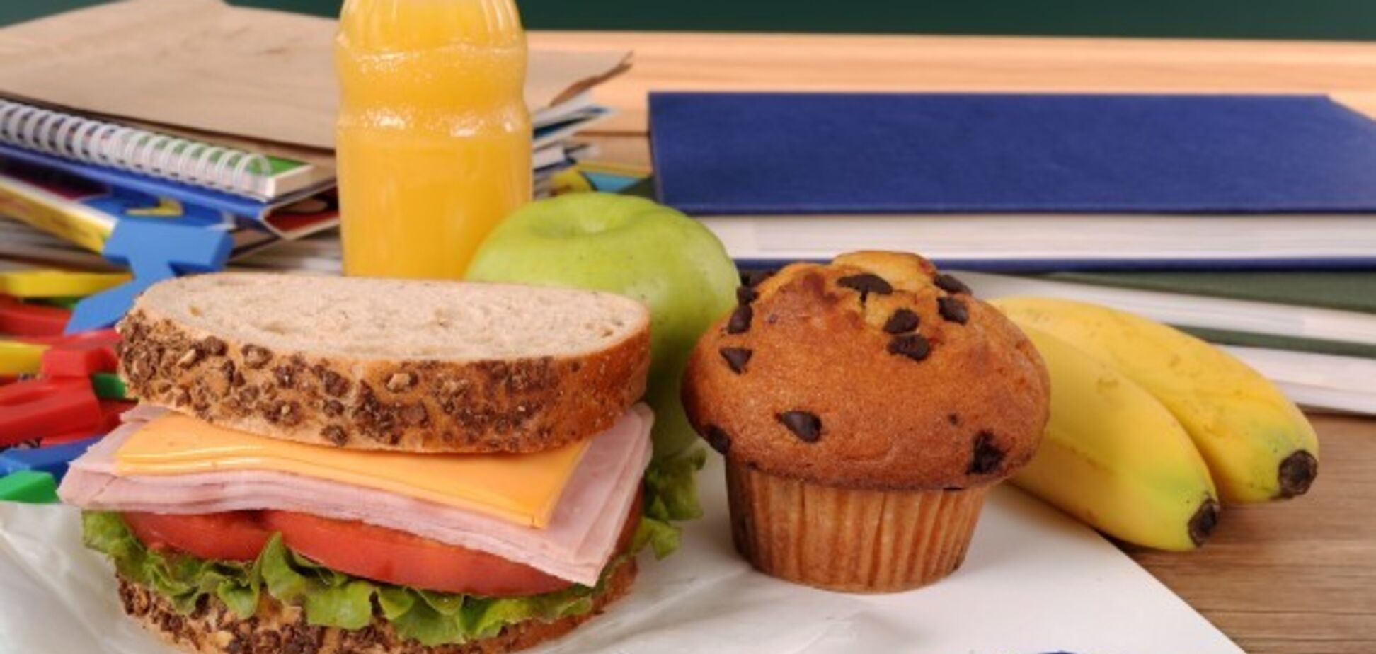 У школах Києва перестануть годувати дітей: що відомо