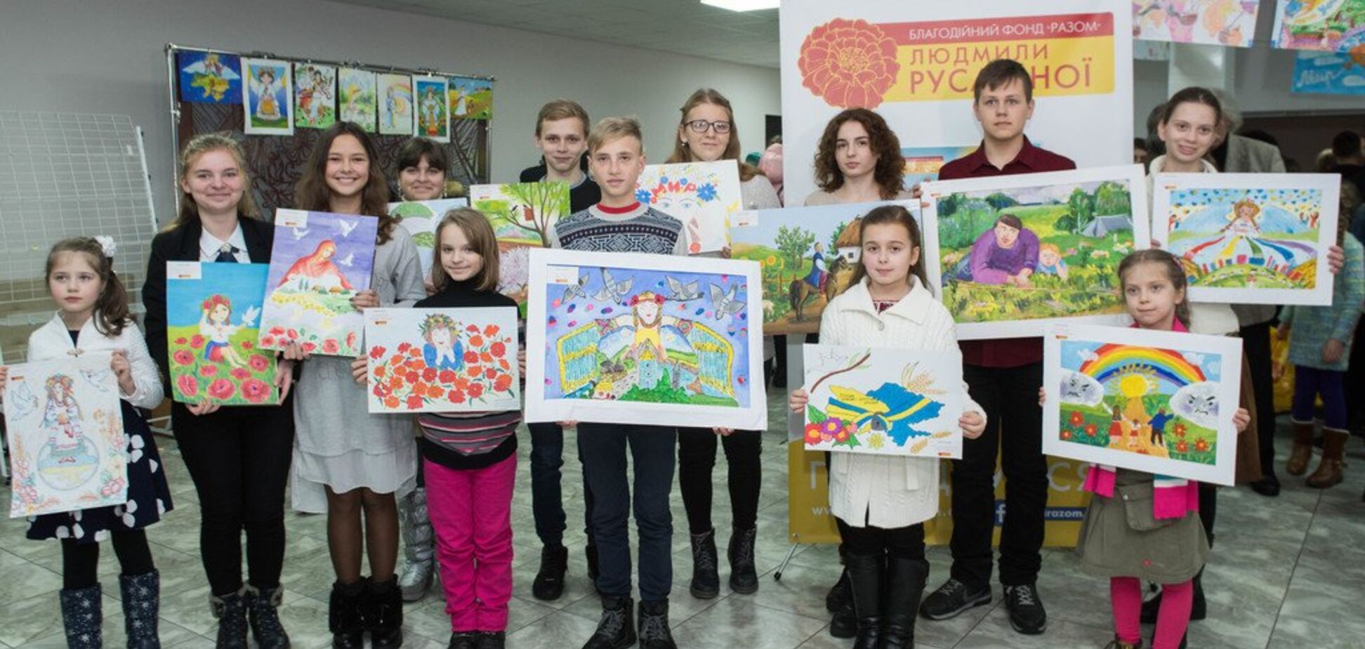 У Черкасах вибрали переможців конкурсу дитячих малюнків 'Мирна Україна'