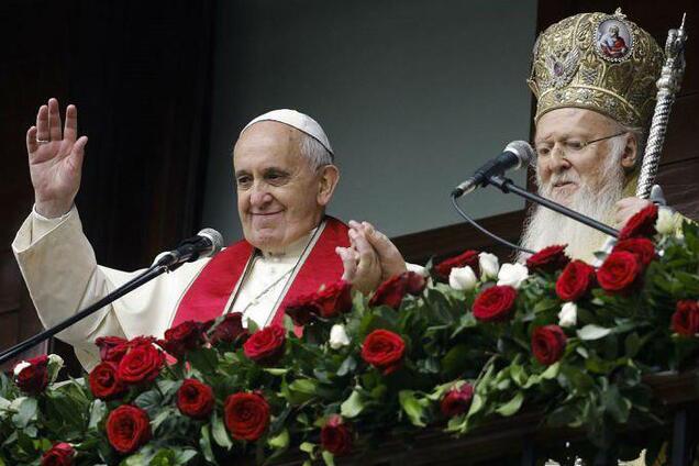 Помісна церква в Україні: Ватикан поставив на місце МП