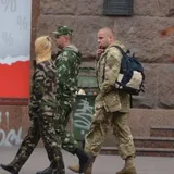 В Украине гражданских будут штрафовать за военную форму: Рада сделала первый шаг