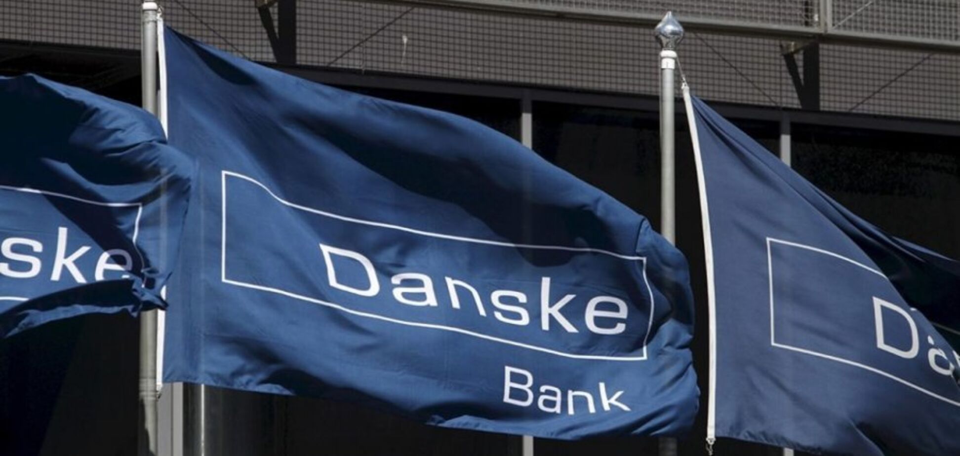 Семья Путина отмыла миллионы: в ЕС устроили облаву на сотрудников крупного банка