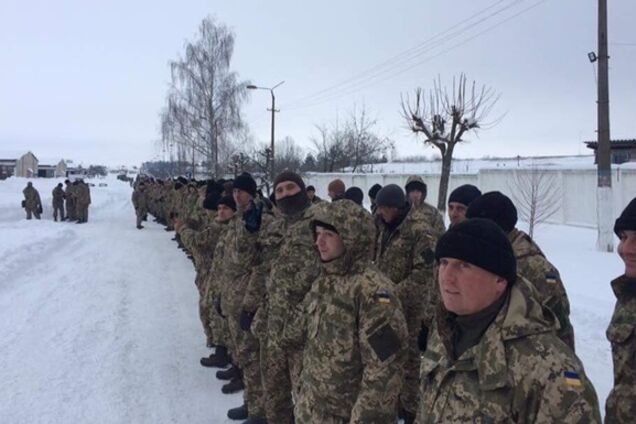 Масові збори резервістів: кого торкнеться