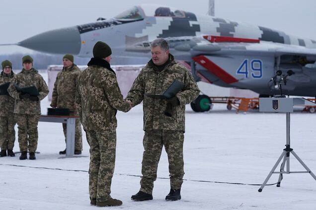 ВСУ получили современные боевые самолеты: фоторепортаж