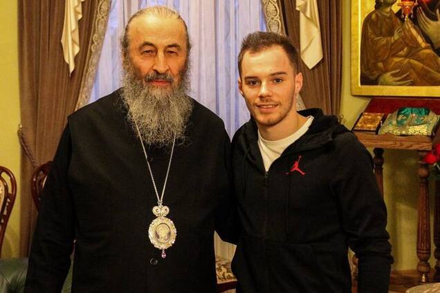 ''Велика честь'': олімпійський чемпіон із України похвалився фото з главою УПЦ МП