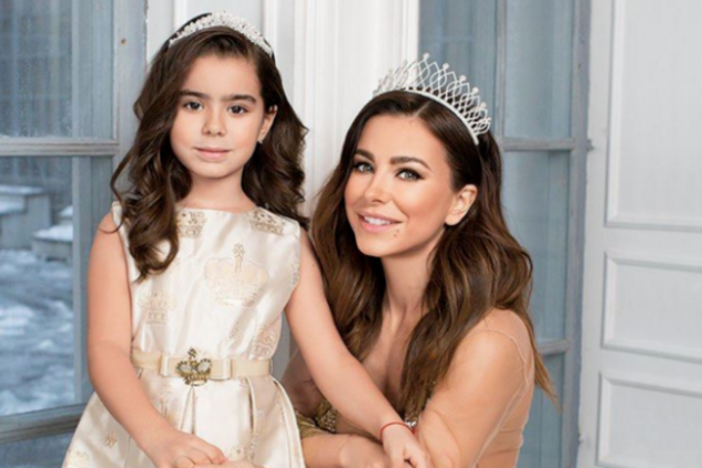 Ани Лорак с дочкой