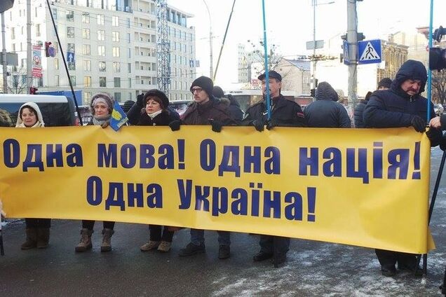 Рада готовит масштабную украинизацию: новые подробности закона о языке
