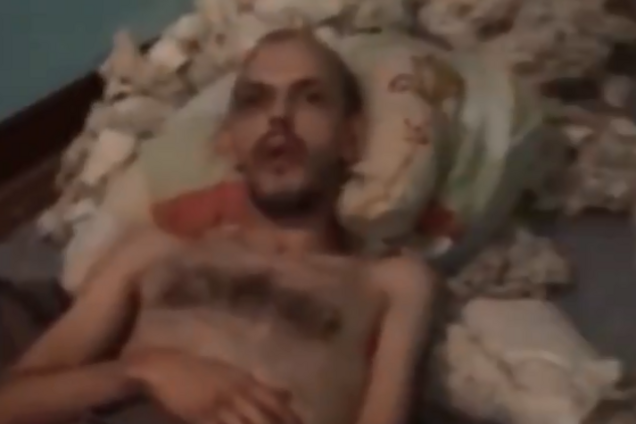 ''Стіни вимазав лайн*м'': в лікарні Росії хворого кинули помирати на підлозі в купі сміття