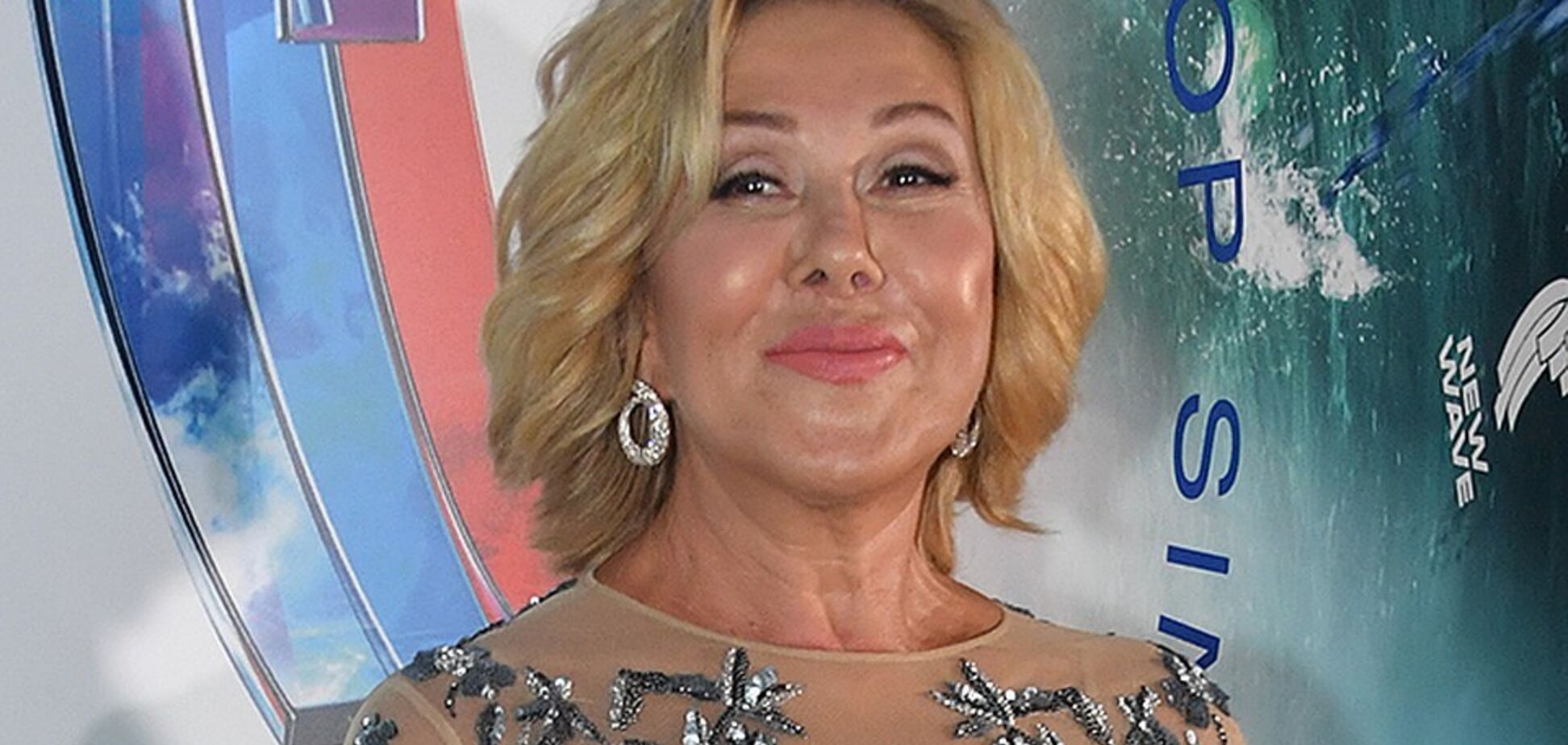 'Люди для нее людишки': российскую звезду обвинили в пьяном дебоше по дороге из Украины