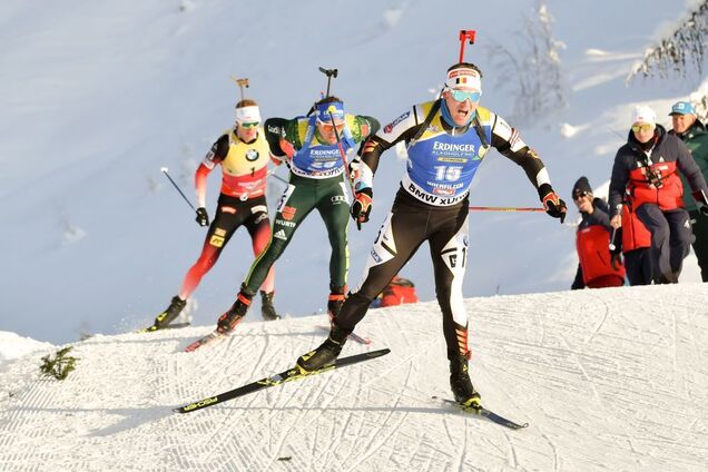 С биатлонистом сборной России случилась серьезная неприятность в гонке Кубка мира