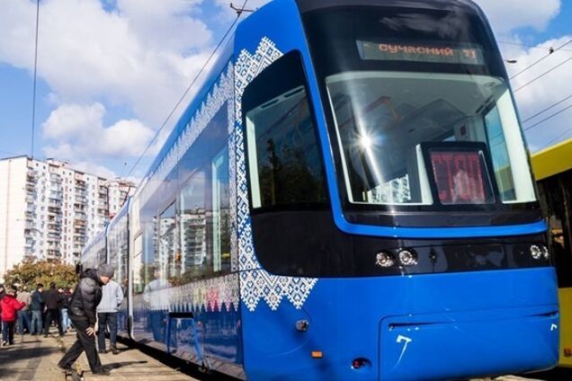 Киев получил новые трамваи из Польши: фото