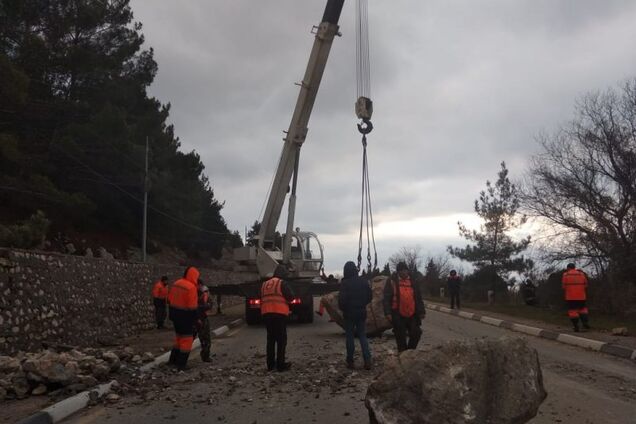 ''Камені з неба'': Крим спіткало нове лихо