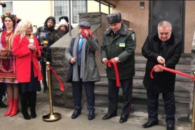 ''Золоті'' радіатори для слідчого ізолятора