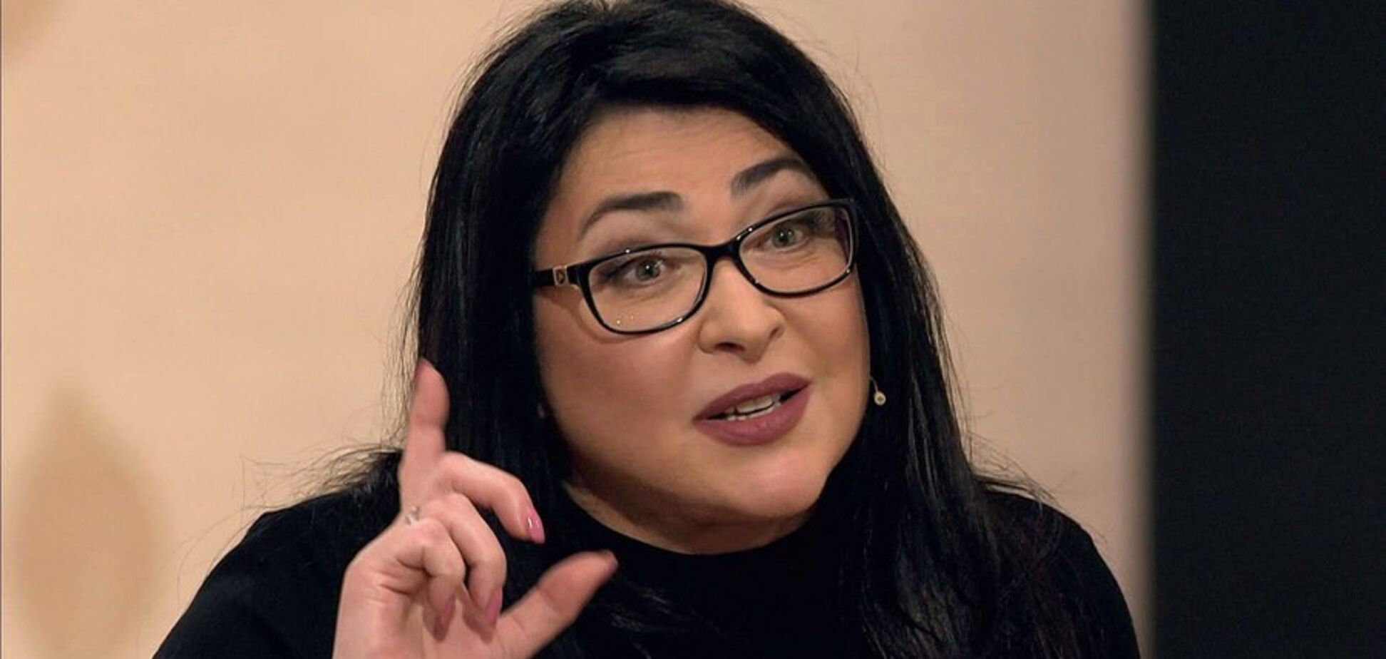 Лолита и Крым: ребята, срочно к психиатру!