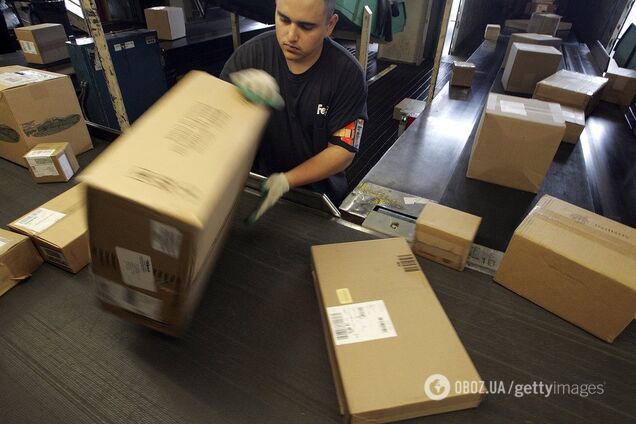 Посилки подорожчають: українцям приготували неприємний сюрприз у 2019 році