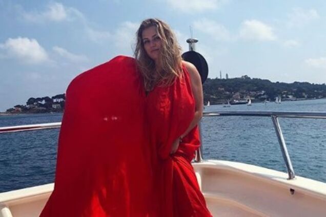 ''Розкішна жінка'': донька Абрамовича показала пишні форми