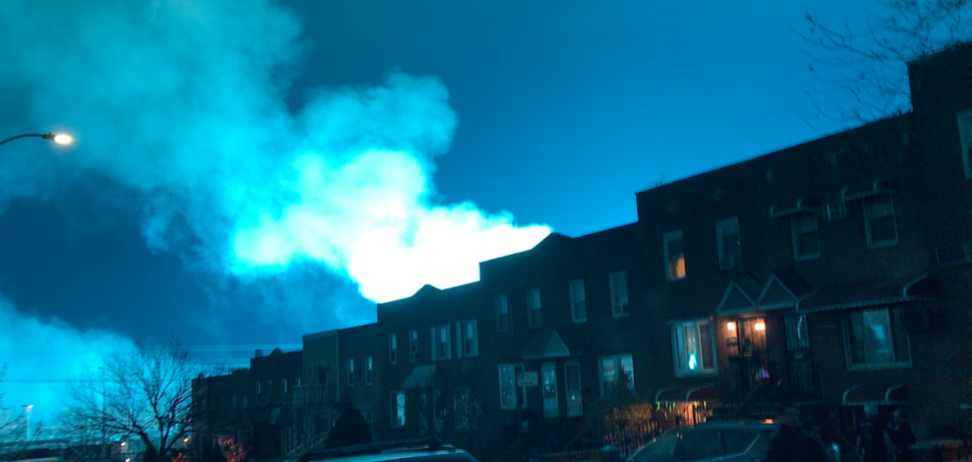 Ярко-голубое сияние: американцы заметили в небе необычное явление