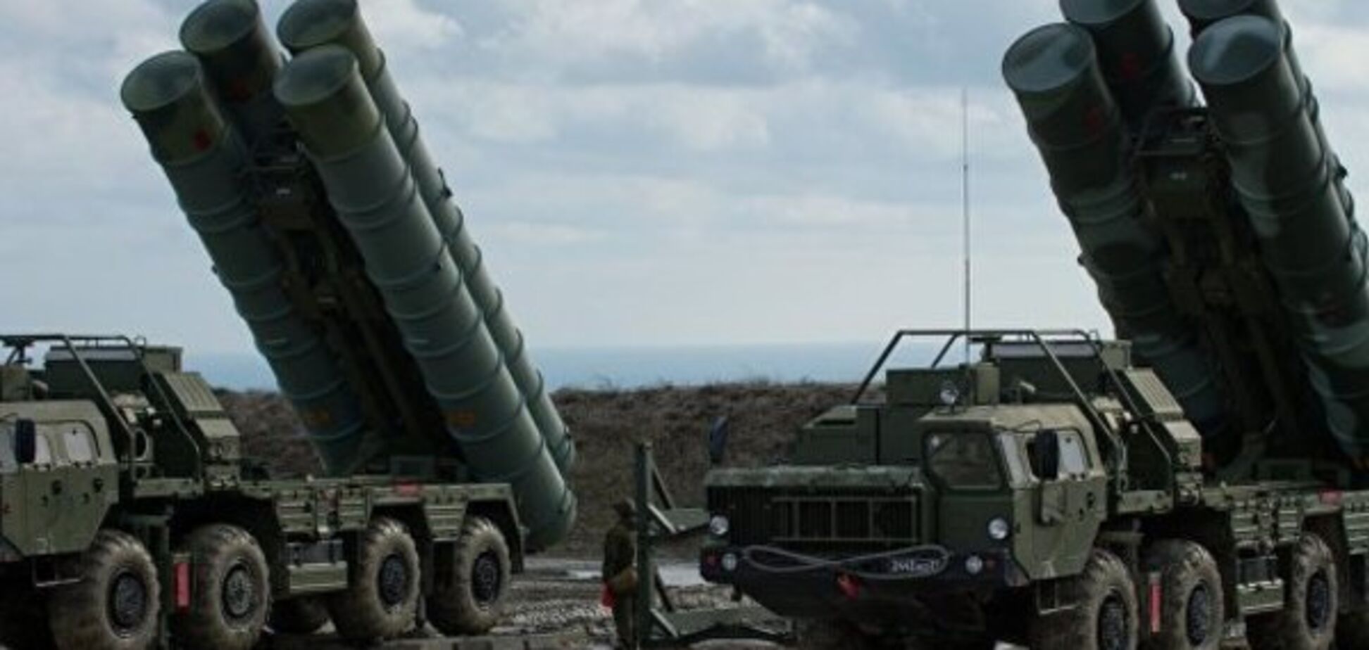Путін готувався до атаки на Азові заздалегідь: супутник над Кримом показав докази