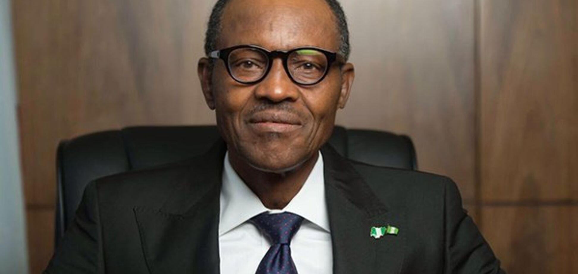 ''Я — настоящий!'' Президент Нигерии ''воскрес'' после скандала