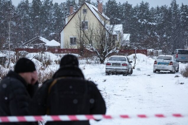 Годовщина расстрела в Княжичах: отец погибшего полицейского указал на подозрительные моменты