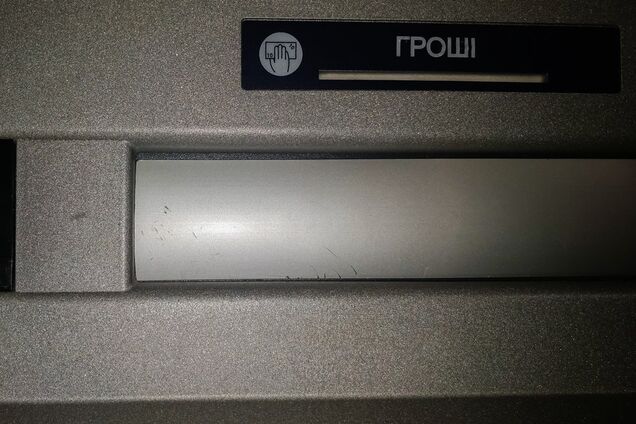 В Киеве в популярном ТЦ орудуют мошенники: раскрыта схема