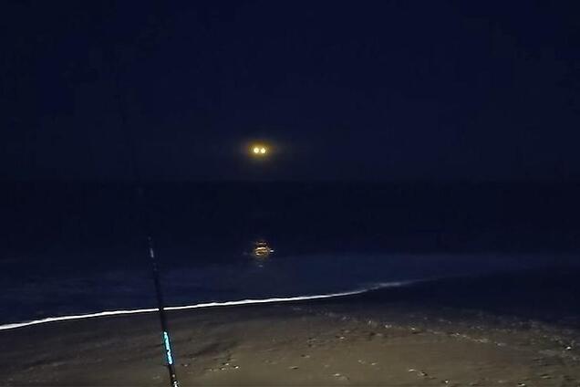 'Повезло, что не похитили': в США засняли НЛО. Видеофакт