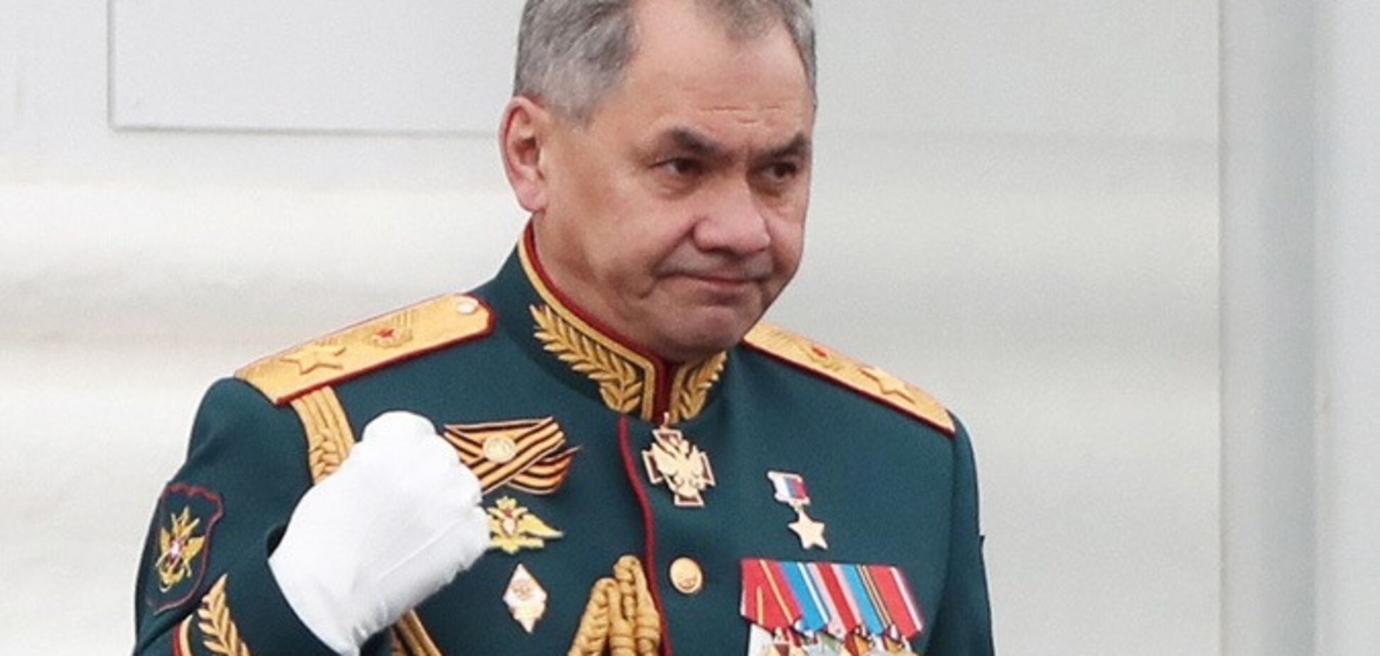 ''Діди воювали – онуки сплавляли'': український художник яскраво висміяв Шойгу