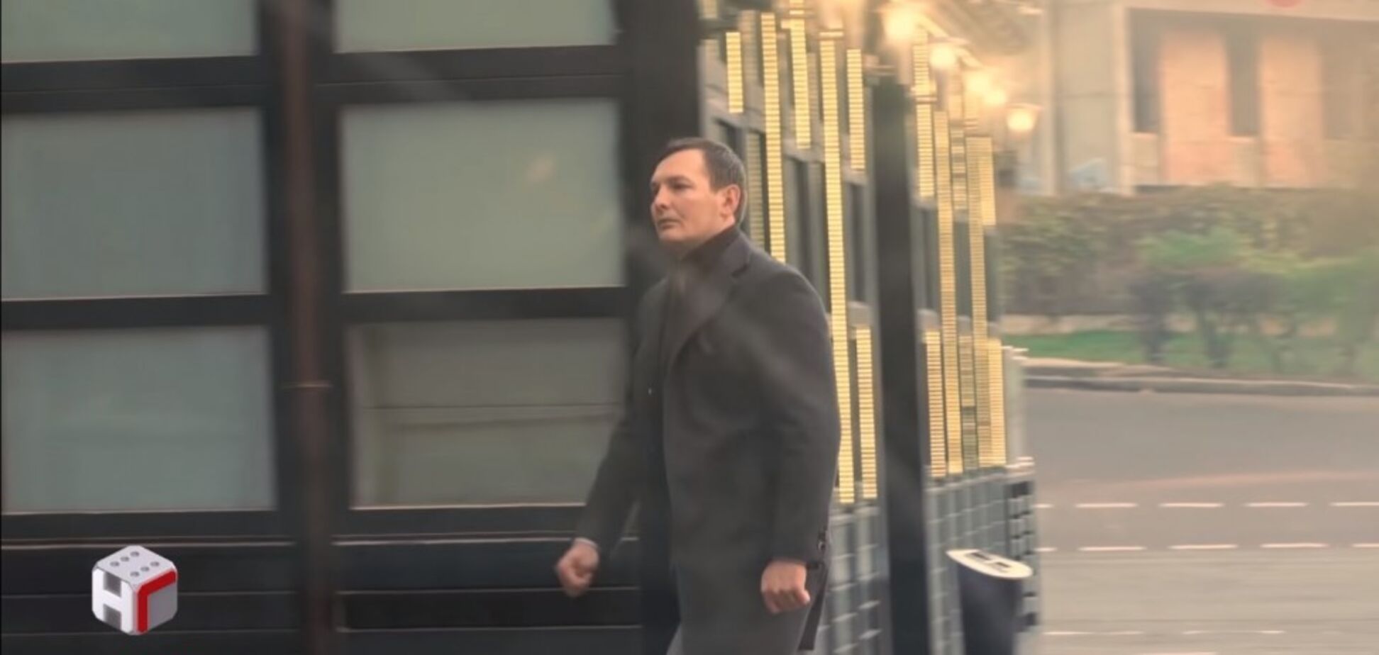 Проживає в ''батьківській'' квартирі: заступника генпрокурора запідозрили у брехні в декларації