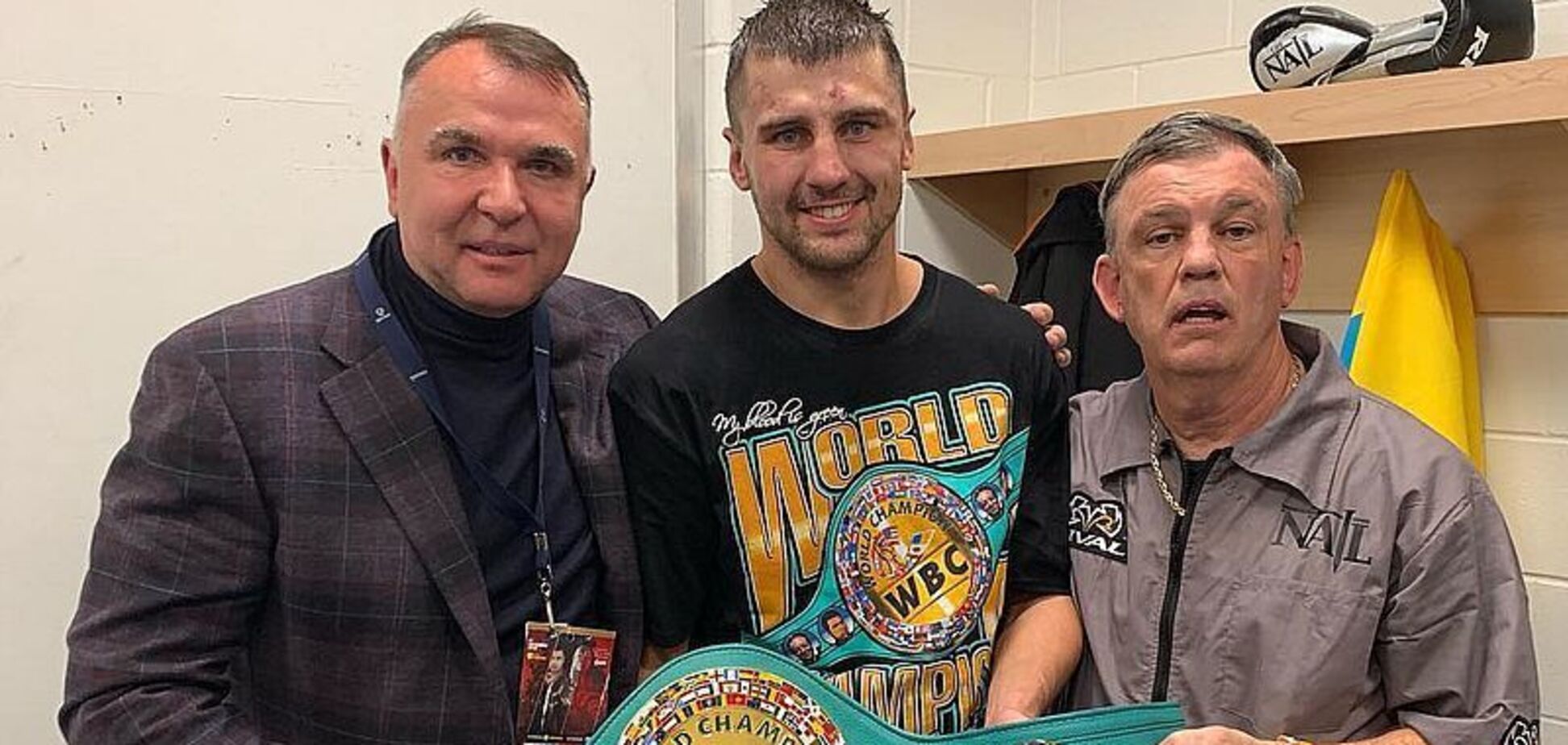 ''Просто, б***ь, бред'': менеджер Гвоздика не сдержался после боя