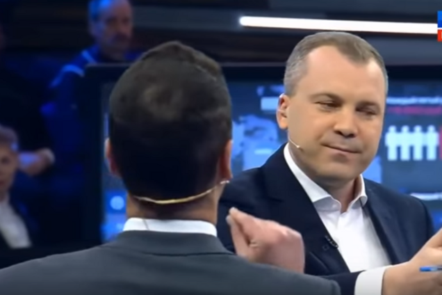 ''Для вас повторюю, Афанасію!'' Український журналіст у прямому ефірі потролив пропагандиста Путіна. Відео