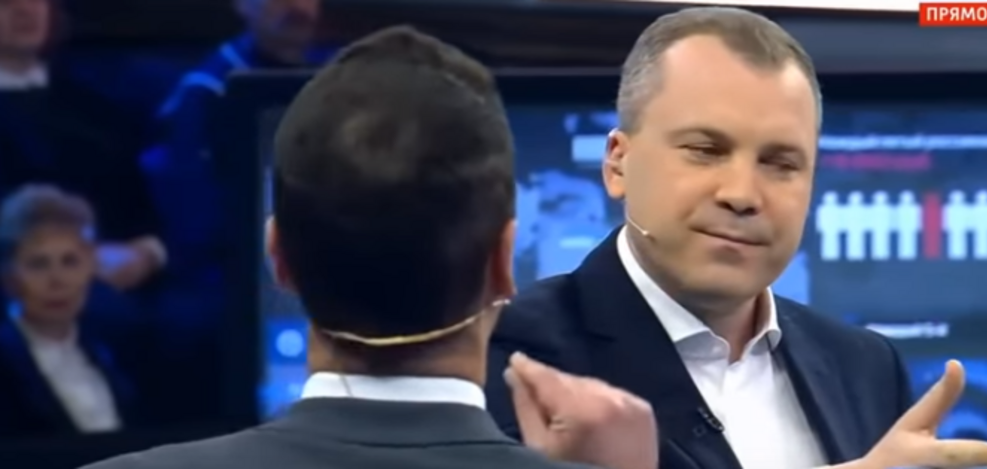 ''Для вас повторяю, Афанасий!'' Украинский журналист в прямом эфире потроллил пропагандиста Путина. Видео