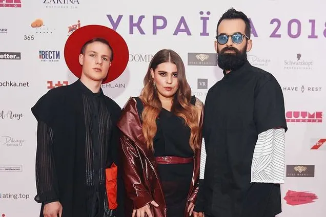 KAZKA на російському шоу: в Україні викрили ''відмазки'' гурту