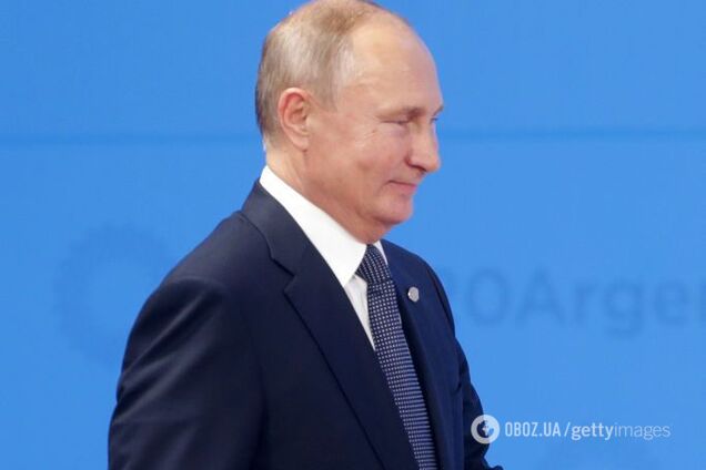 Все, к чему не прикасается путинская свора, становится бесперспективным