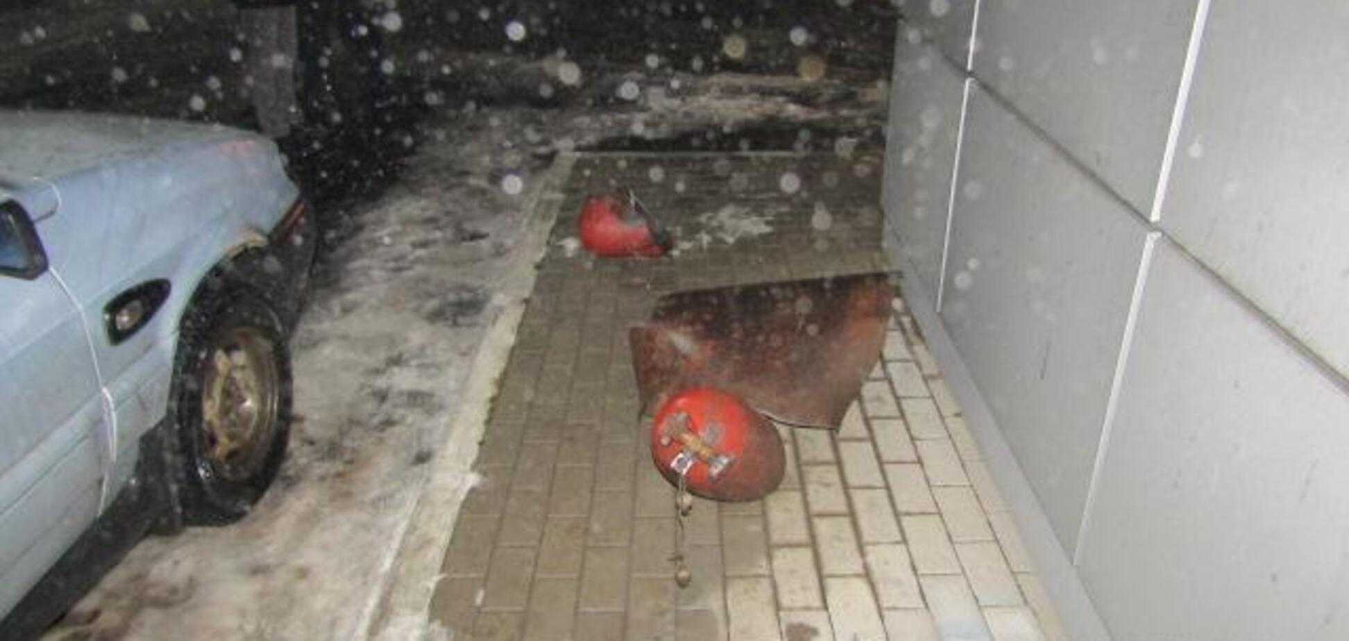 Під Києвом відбувся вибух на АЗС: є постраждалі