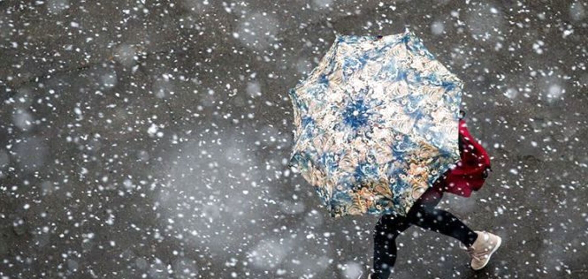 Дощі та сніг: синоптики дали ''мокрий'' прогноз погоди по Україні