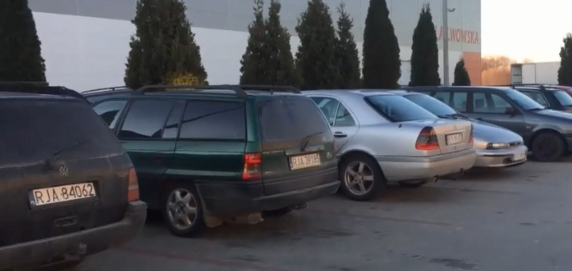 Украинцы стали избавляться от ''евроблях'': в чем причина