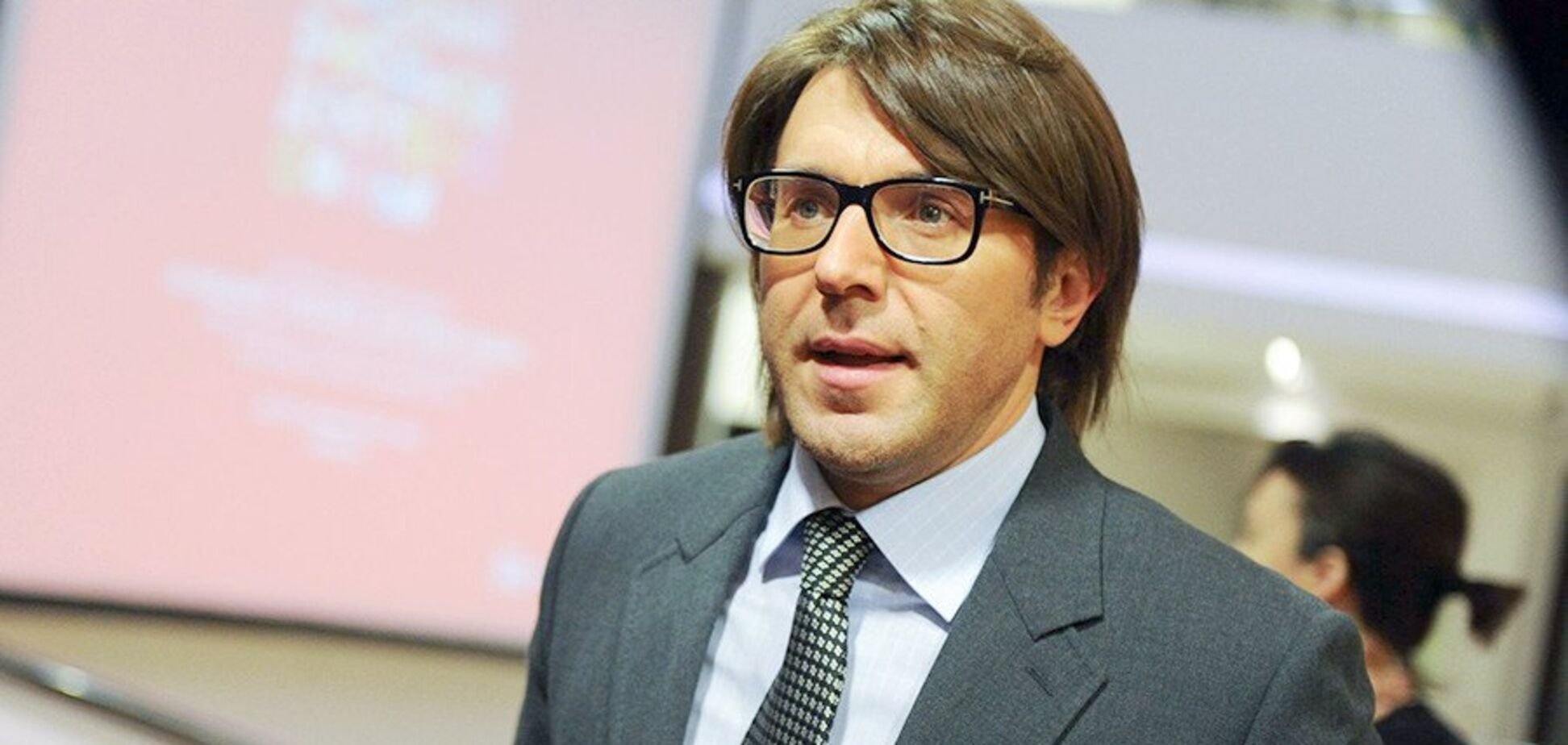 ''Щоб народ був бидлом'': відомий в Росії журналіст розгромив Малахова