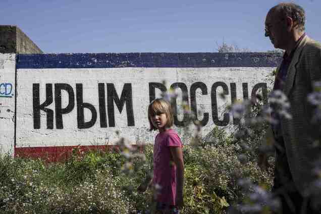 'Готовы к деоккупации!' Жители Крыма забили тревогу из-за ужасов после аннексии