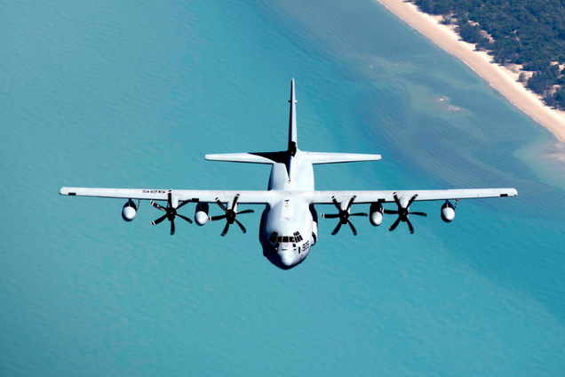 Привет Путину: самолет США пронесся над Украиной